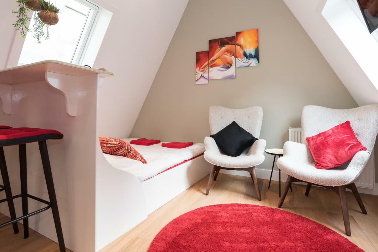 Saint Claire Studio'S Amsterdam Exteriör bild