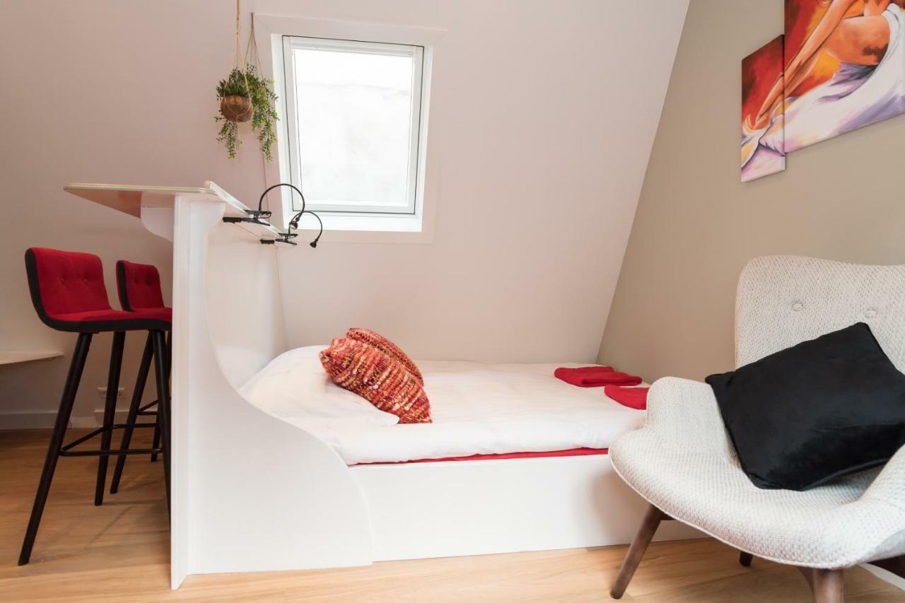 Saint Claire Studio'S Amsterdam Exteriör bild